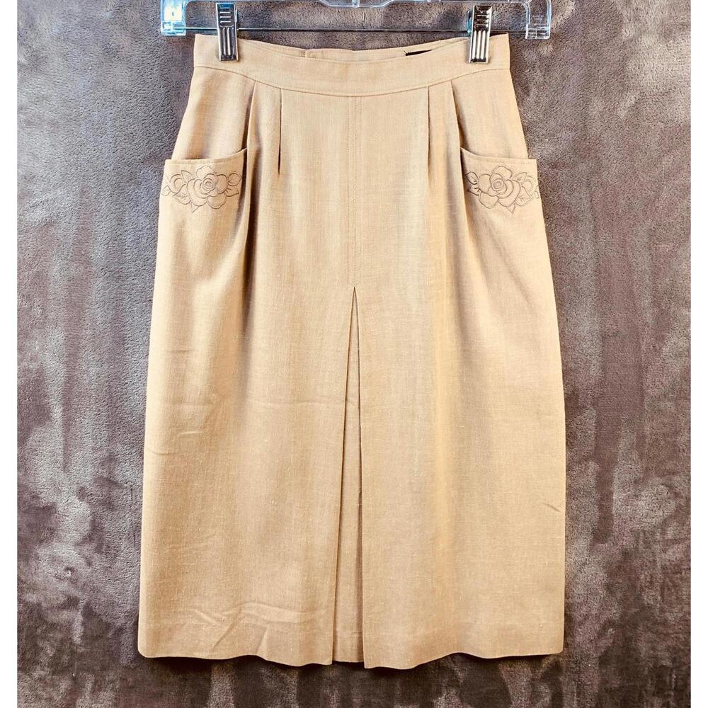 Vintage Part II Beige Linen Midi Skirt with Floral Embroidered Pockets (603)